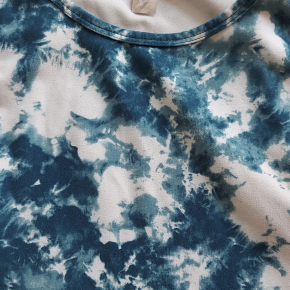 Balance Collection Crop Tank Top Size Large Green White Tie Dye Print, medium - Picture 3 of 9